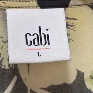 Cabi Women's Sleeveless Blouse, L, Black With Hibiscus Flowers